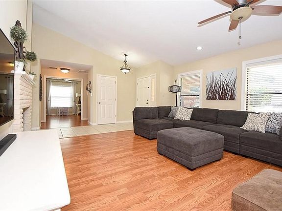 2nd image of 215 N Mounts Bay Ct