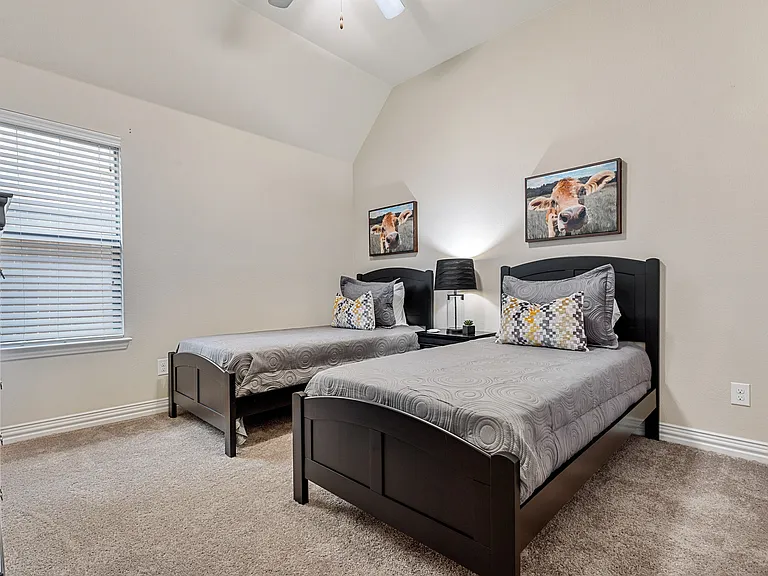 1100 Newchester Dr — Photo 10