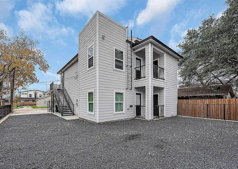 3625 Lydia St #3625
