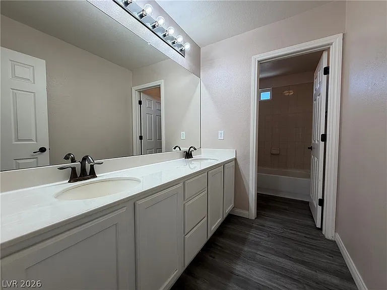 10620 Tray Mountain Ave — Photo 12