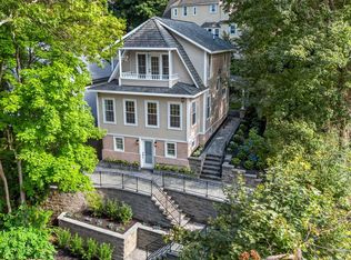 111 Altamont Avenue, Sea Cliff, NY 11579