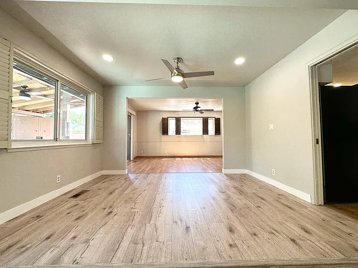 5011 Jennings Way — Photo 9