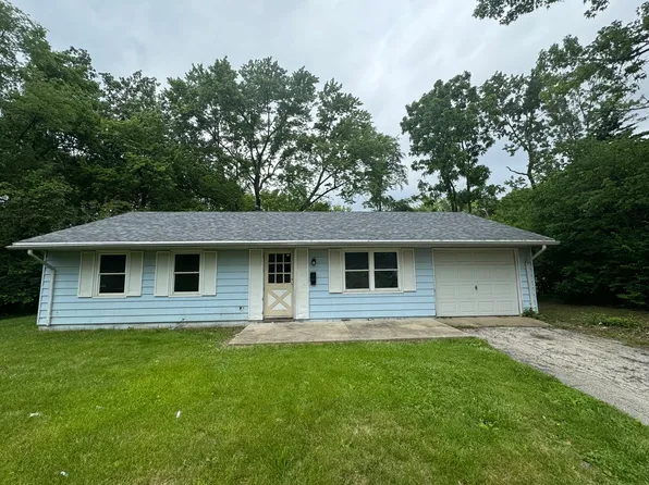 803 Skyline Dr, Danville, IL 61832