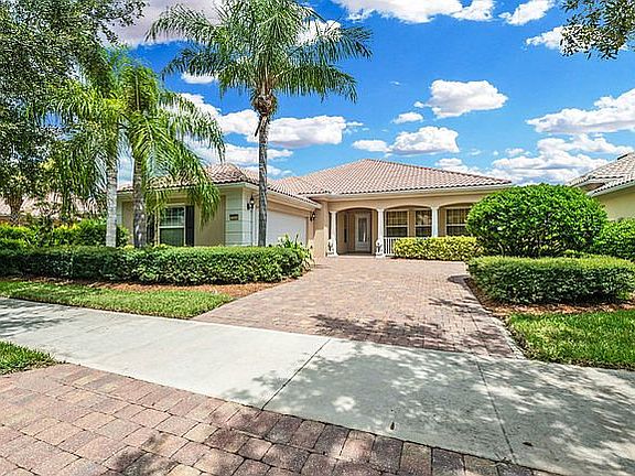 2nd image of 5968 Mariposa Ln