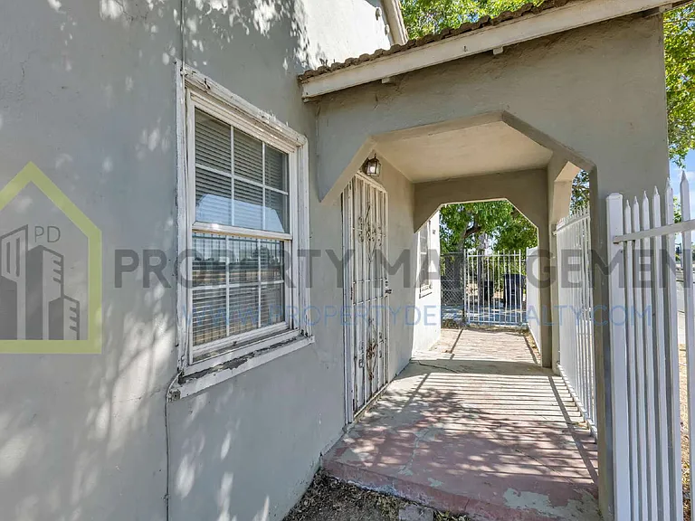 6313 24th St — Photo 6
