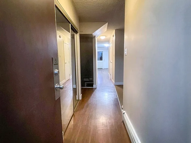 2020 Urquhart Rd NW — Photo 8