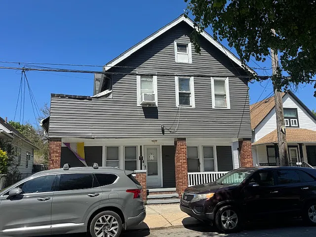3524 W 49th St #UP — Photo 1