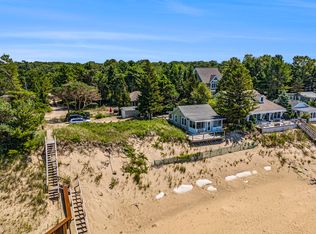 10589 Lakeshore Dr, West Olive, MI 49460