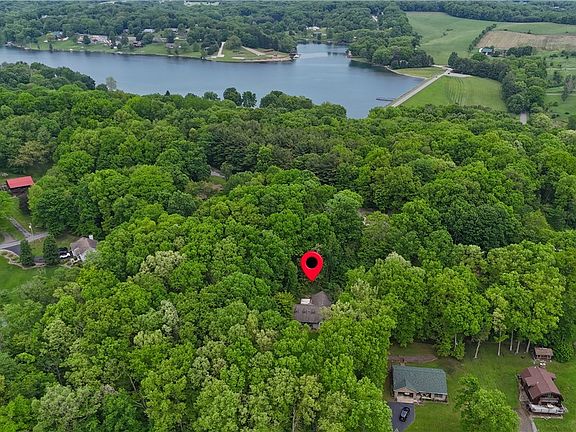 3rd image of 48276 Dyke Rd