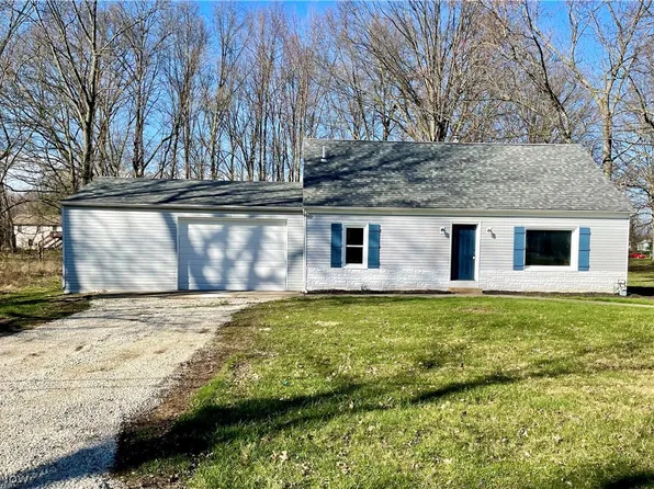 3827 Bushey Ave, Barberton, OH 44203