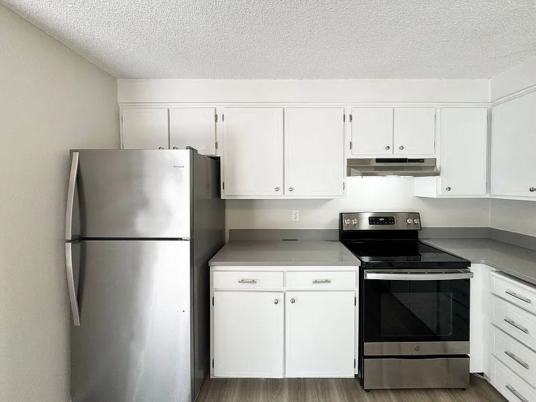 French Quarter Apartments — Photo 10