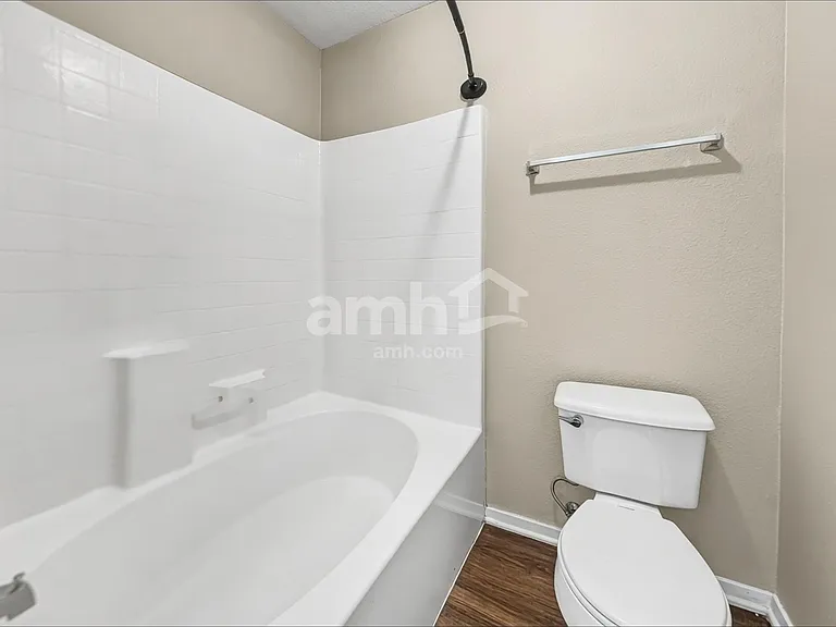 1325 Misty Dr — Photo 11