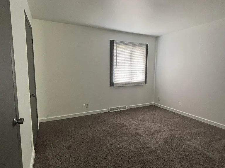 4321 Lori Dr — Photo 8