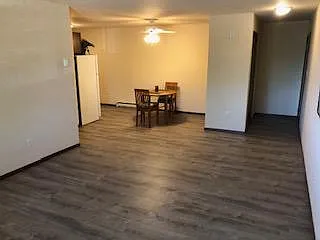 2 bed, 1.5 bath, 900 sqft, $1,250 — Photo 3