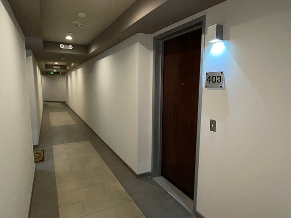 3rd image of 1666 Greenfield Ave #403