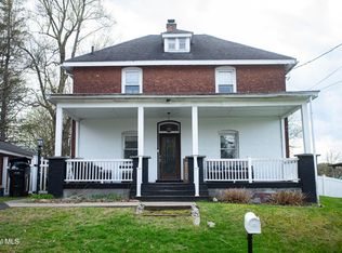 3 Luther Street, Troy, NY 12180