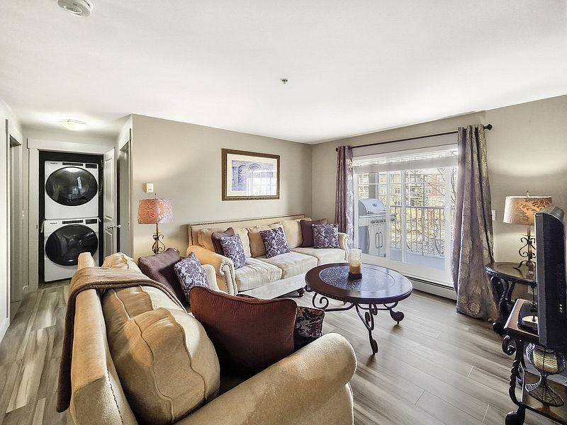 Calgary Townhouse for rent - 2 Bedrooms — photo 4