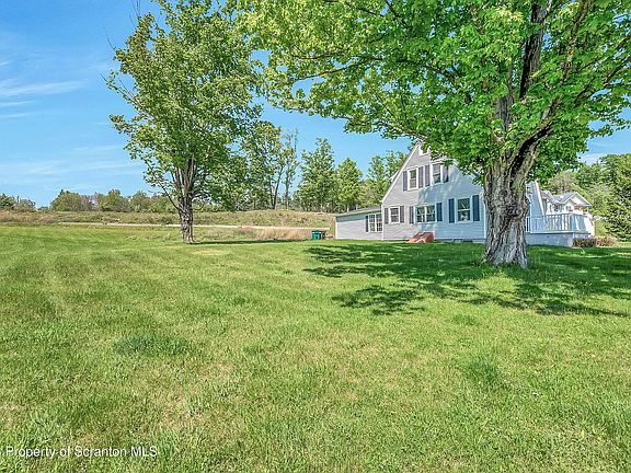 4th image of 109 Ackerly Rd