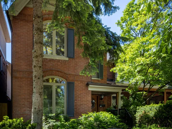178 Oakmount Rd, Toronto, ON M6P 2M9