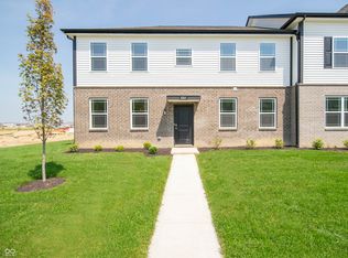 6251 Rhinecliff Dr, Whitestown, IN