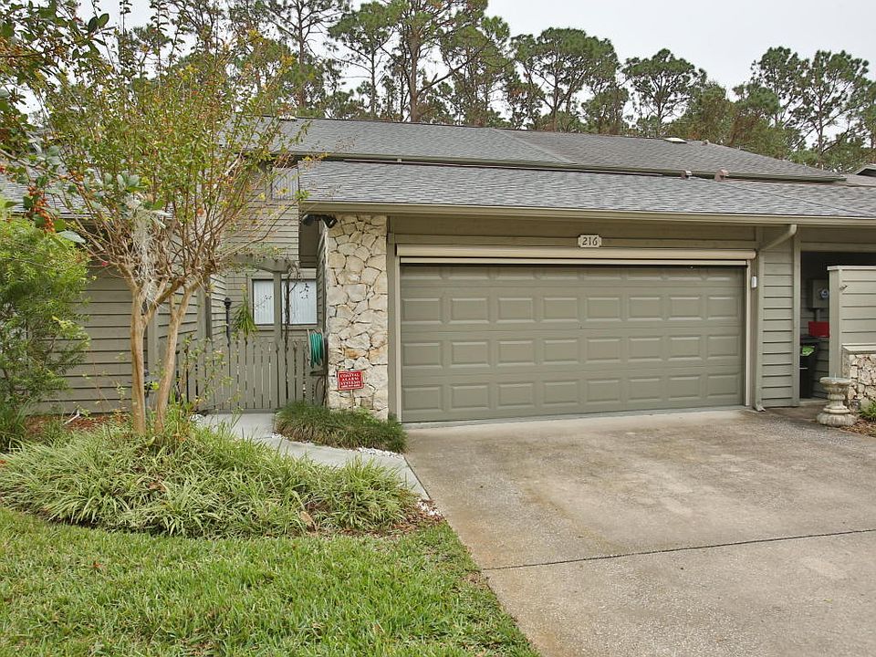 1st image of 216 Deer Lake Cir