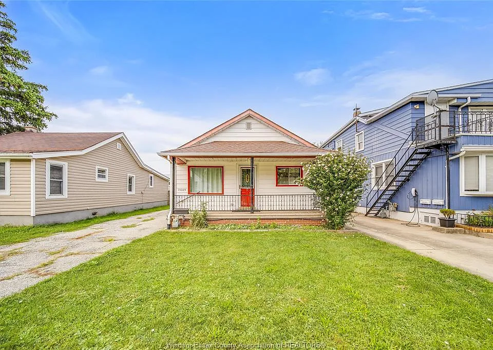 2669 Parent Ave