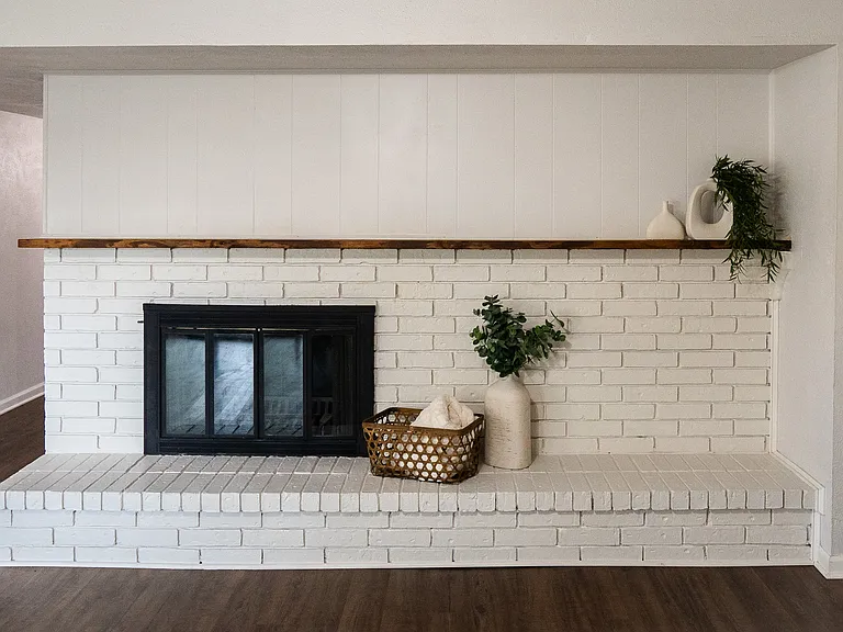 5097 Roberts Dr — Photo 6