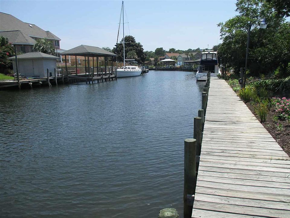 1st image of 970 Grand Canal St