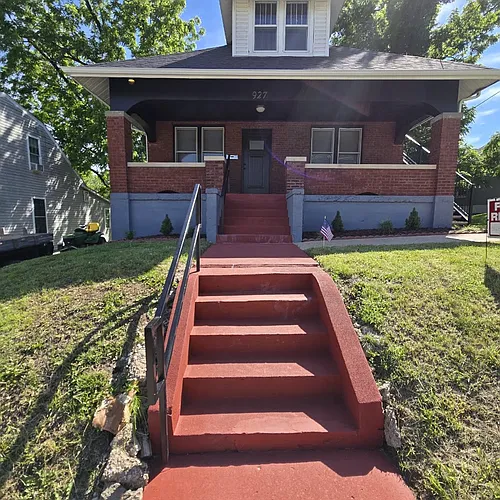 927 W High St #A Photo 1 927 W High St #A Photo 1