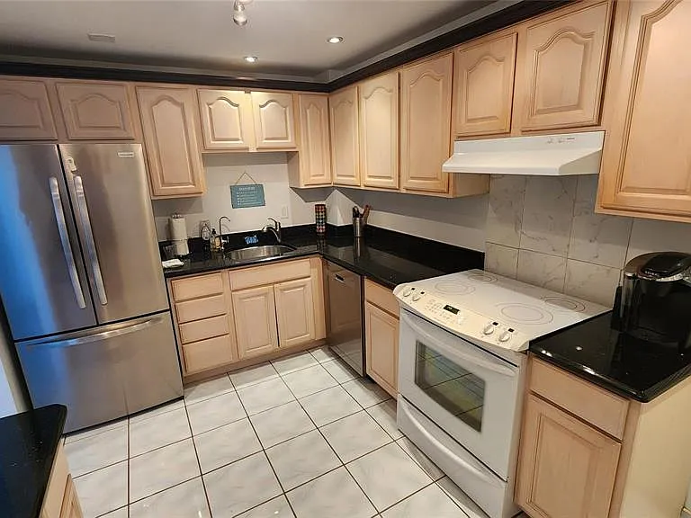 405 N Ocean Blvd #1507 — Photo 16