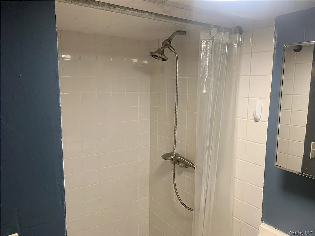 1 bed, 650 sqft, $1,600 — Photo 3