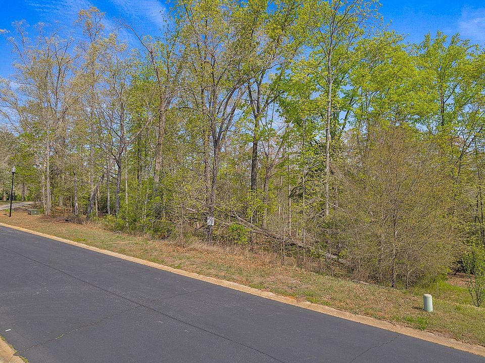 1st image of 356 Country Oak Rd