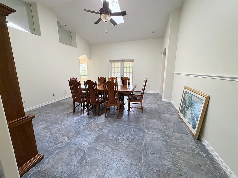 5 Lewisdale Pl — Photo 2