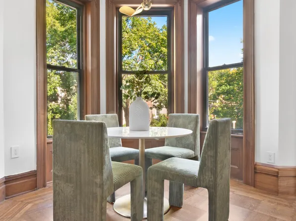 1137 Park Place image 9 of 27