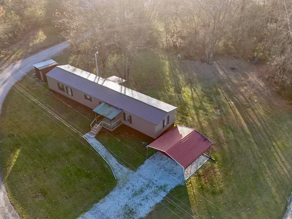 230 Company Cir, Helenwood, TN 37755