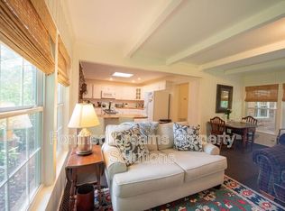 1739 Robinhood Rd, Winston Salem, NC 27104