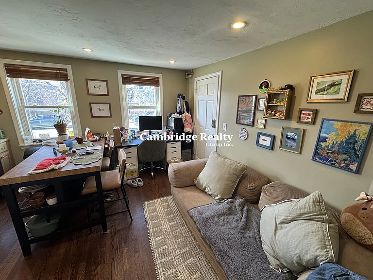735 Somerville Ave #1T — Photo 9
