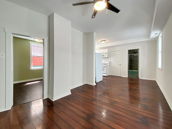 3rd image of 1750 N Troy St #2