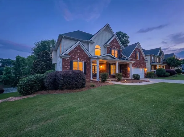 1973 Blue Heron Way, Lawrenceville, GA 30043