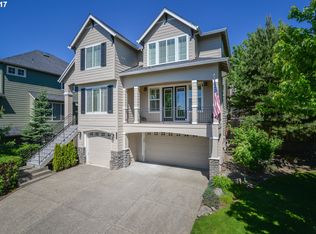 12709 SW Rembrandt Ln, Tigard, OR 97224