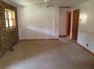 3089 Aden Rd, Olive Hill, KY 41164