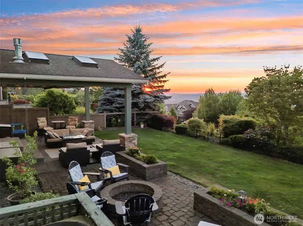 35726 SE Crest View Loop, Snoqualmie, WA 98065