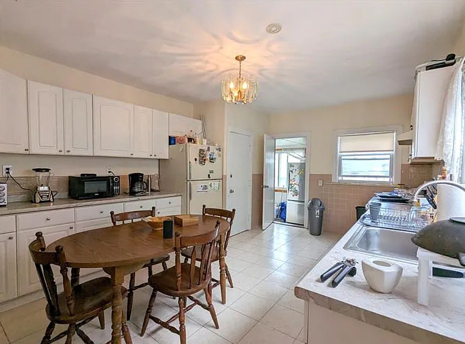 1st image of 35 Pearson Rd #3