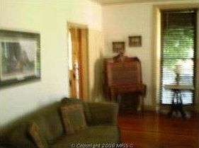 5th image of 691 Washington St