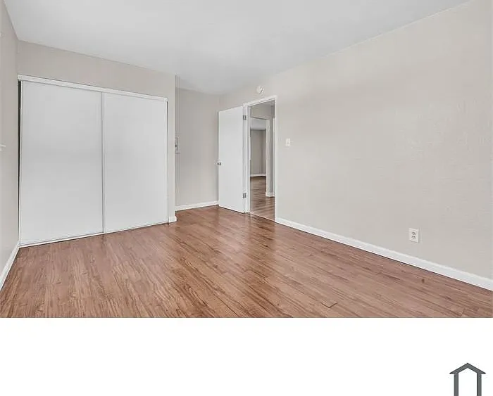 128 Catron Dr #D — Photo 4