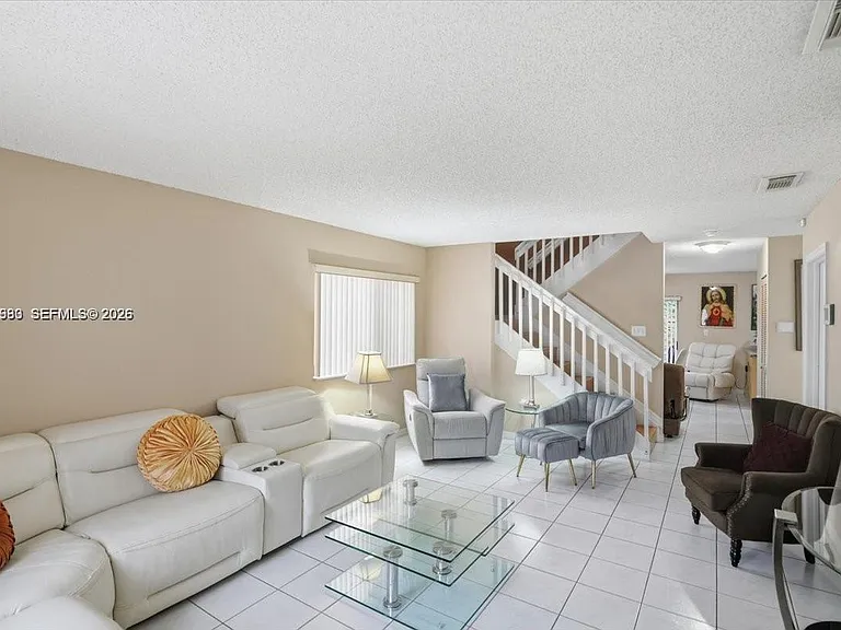 13741 SW 160th Ter — Photo 14