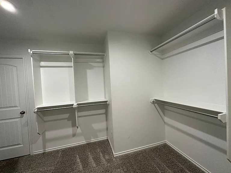 9905 Virginia Ave — Photo 15