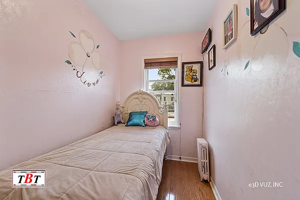 Sold by Behfar Team LLC | media 14