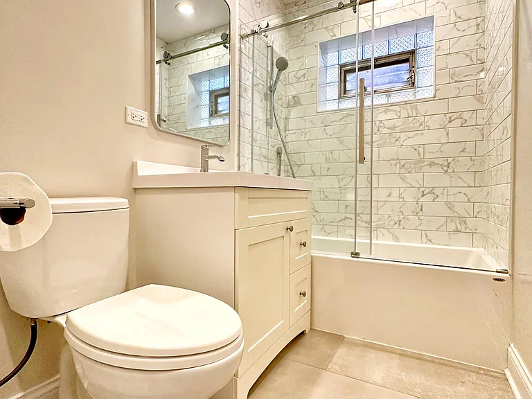 5308 N Damen Ave #3R — Photo 3