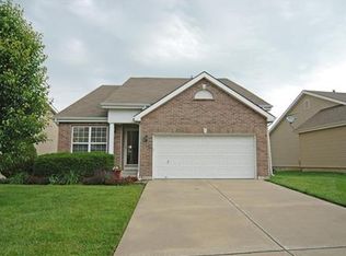 9817 N Oxford Ct, Kansas City, MO 64157
